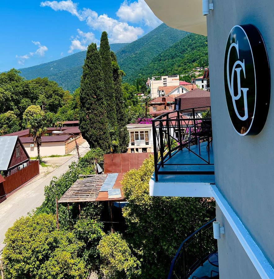 Hotel Golden Гагра Екстериор снимка